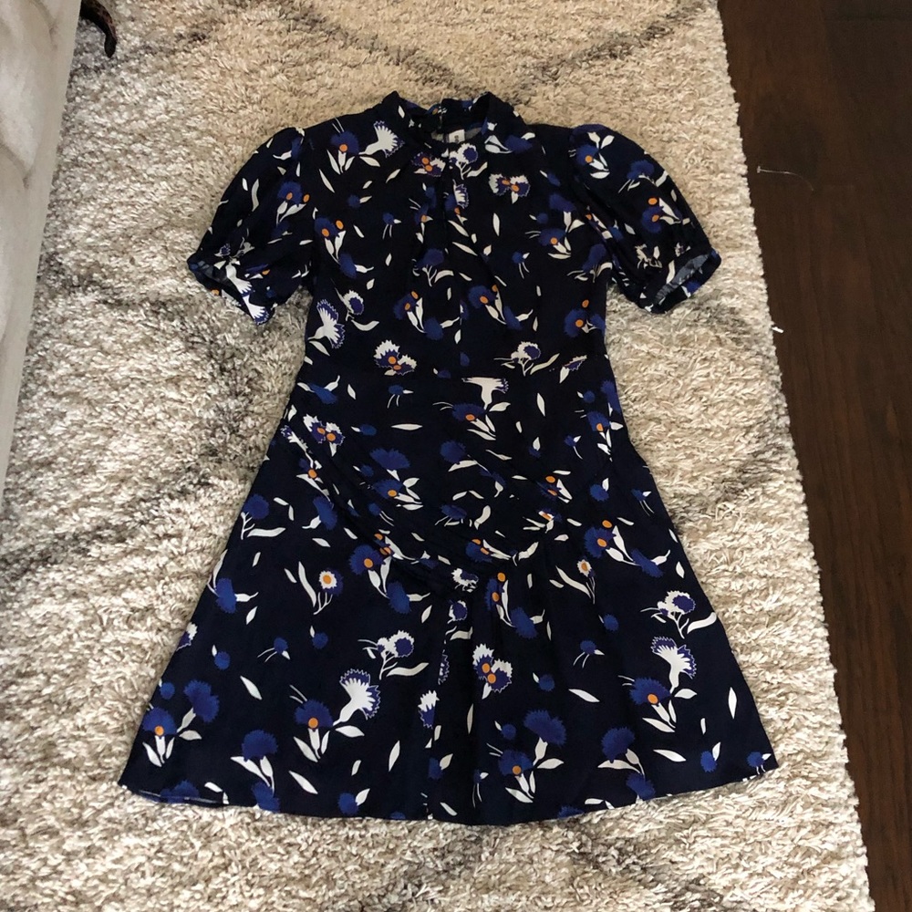 Beautiful Self Portrait Dress sz 6
